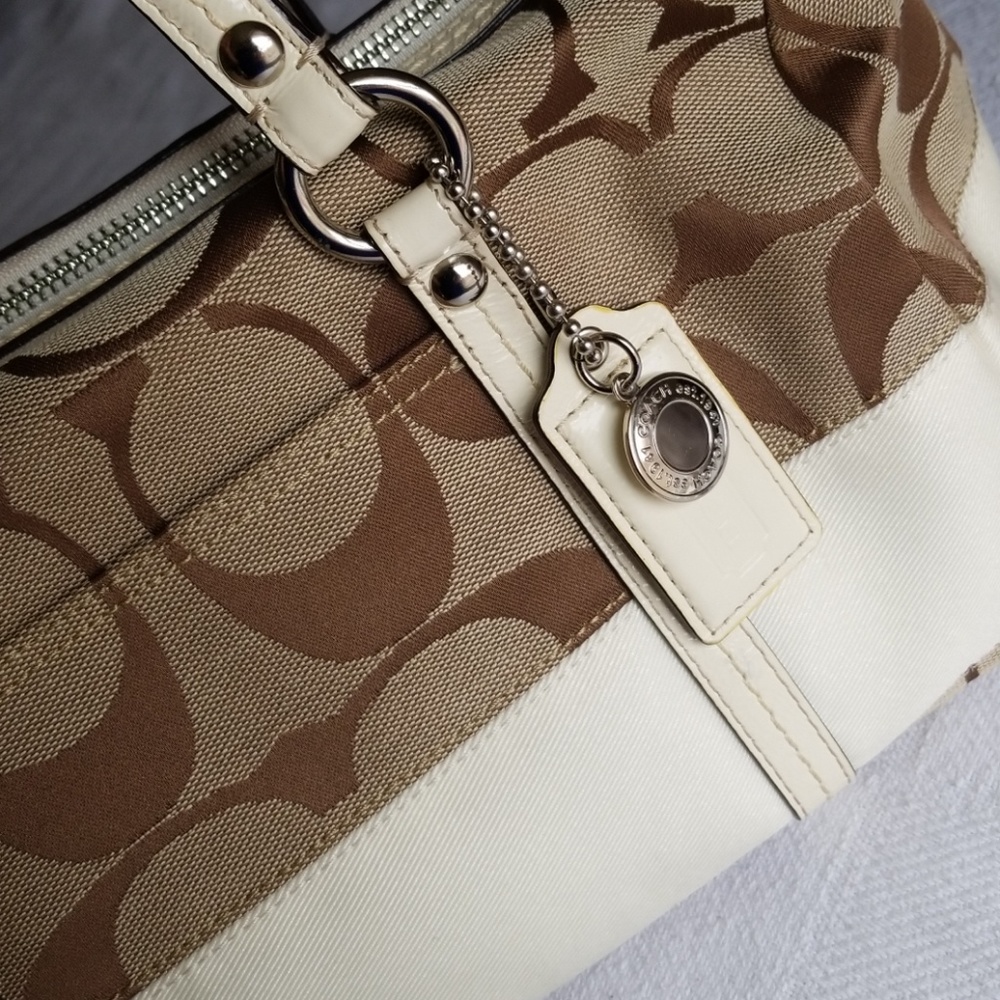 Coach Handbag - Picture 3 of 6